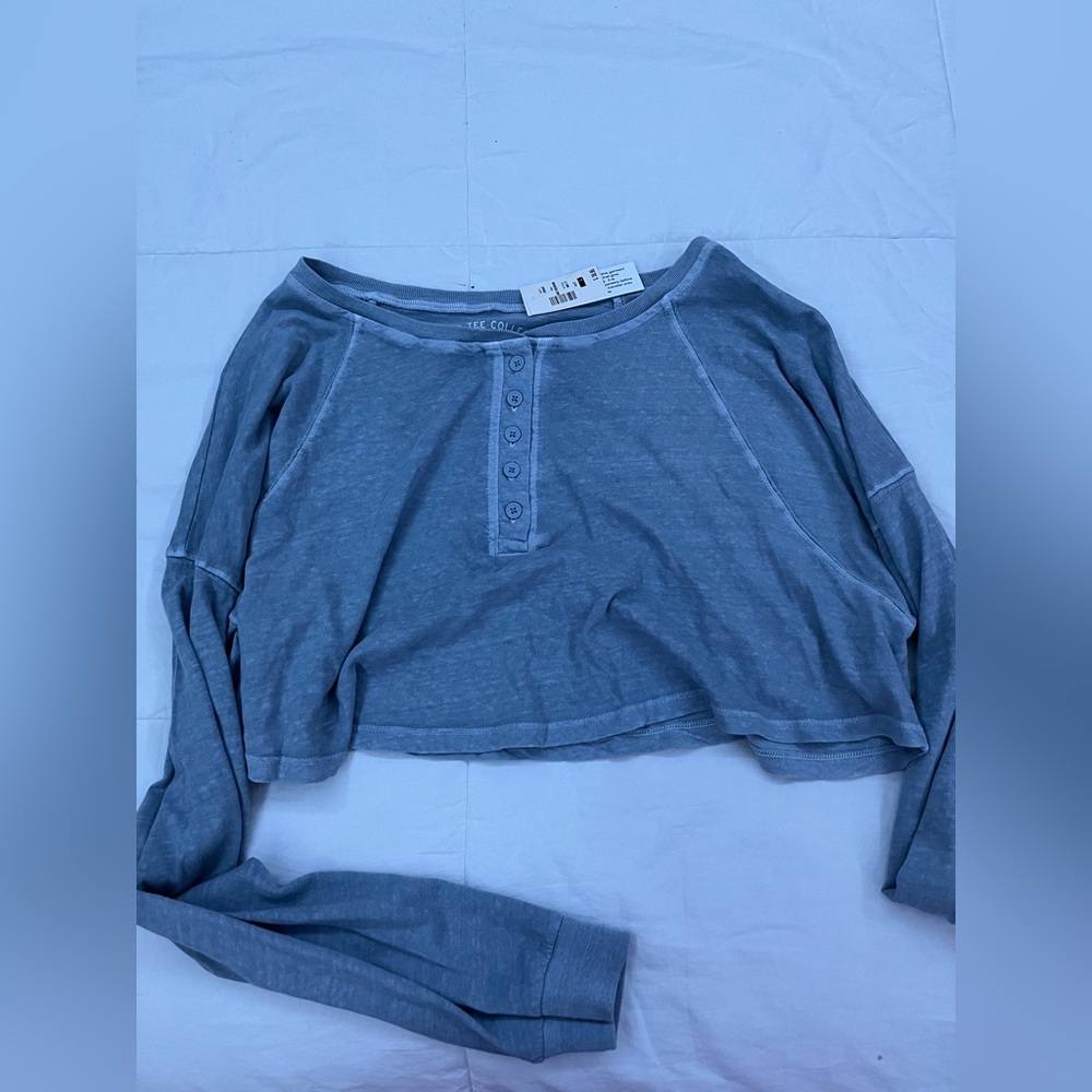 aeropostal long sleeve with tags